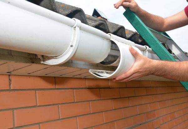 Gutter Maintenance in Griffin